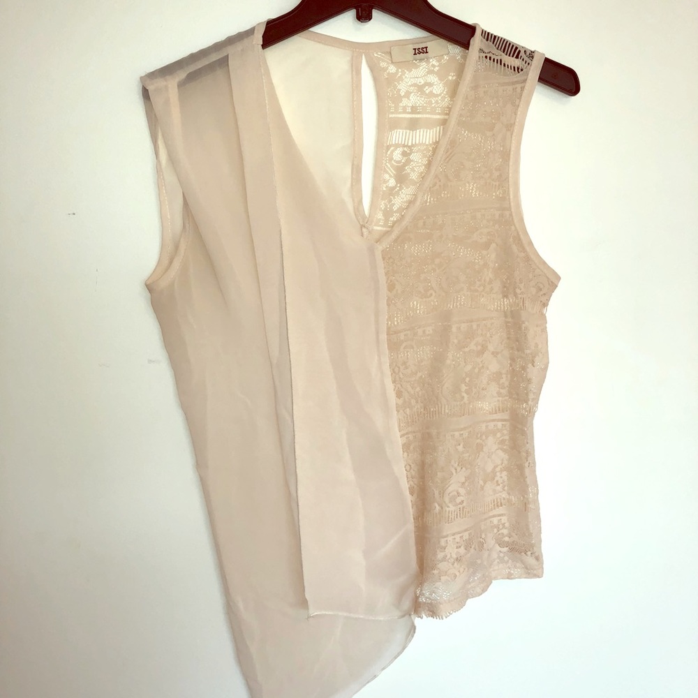 ISSI 💕 sheer lace sleeveless